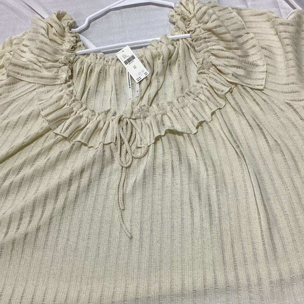 NWT Anthropologie XL Cream Ruffle Blouse - Picture 5 of 10
